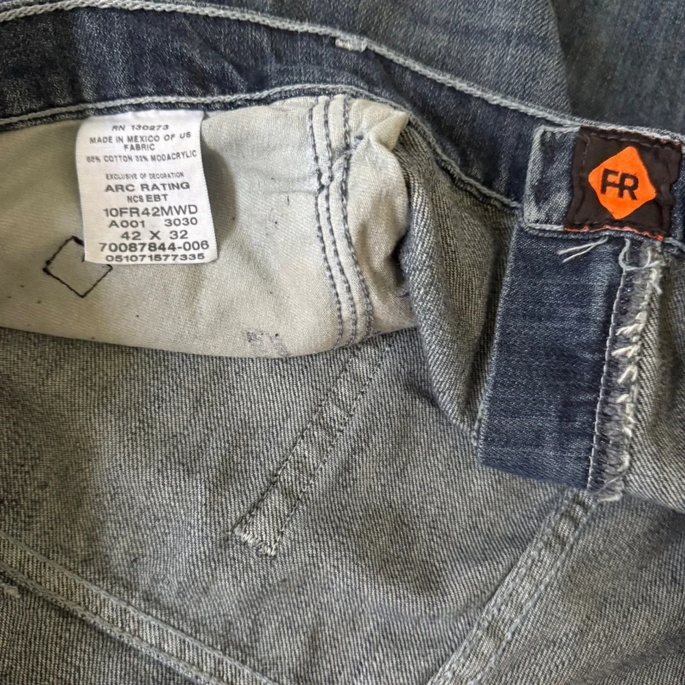 Wrangler 20X FR Jeans‎ Mens 42x32 Blue Flame Resistant Relaxed Fit Workwear